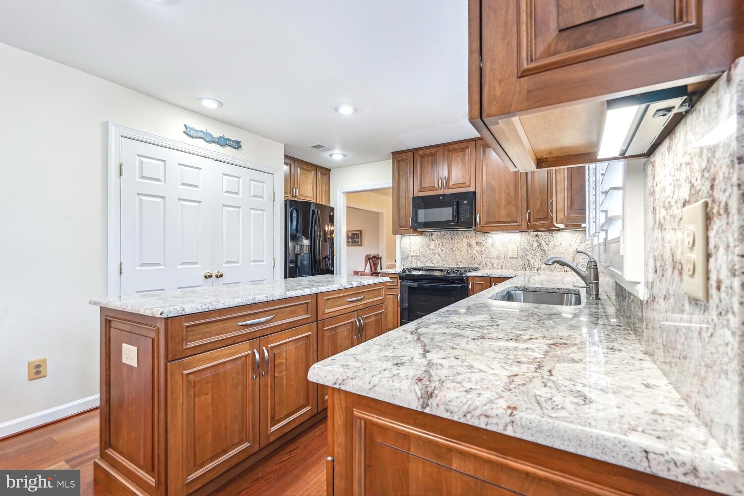 WOODLEA HILLS - Residential