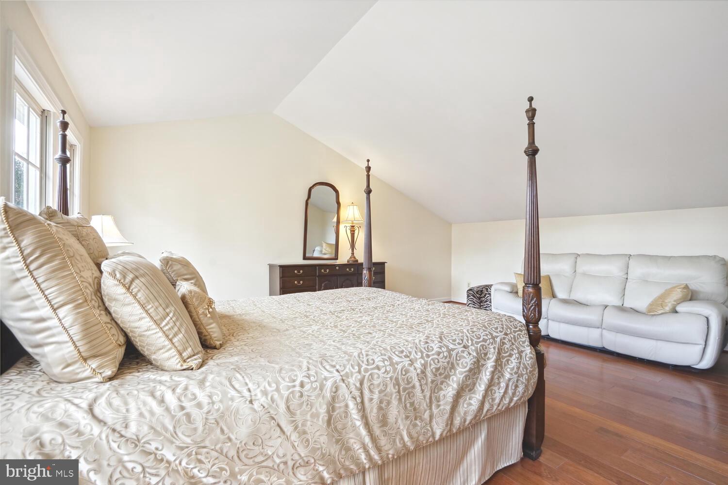 WOODLEA HILLS - Residential