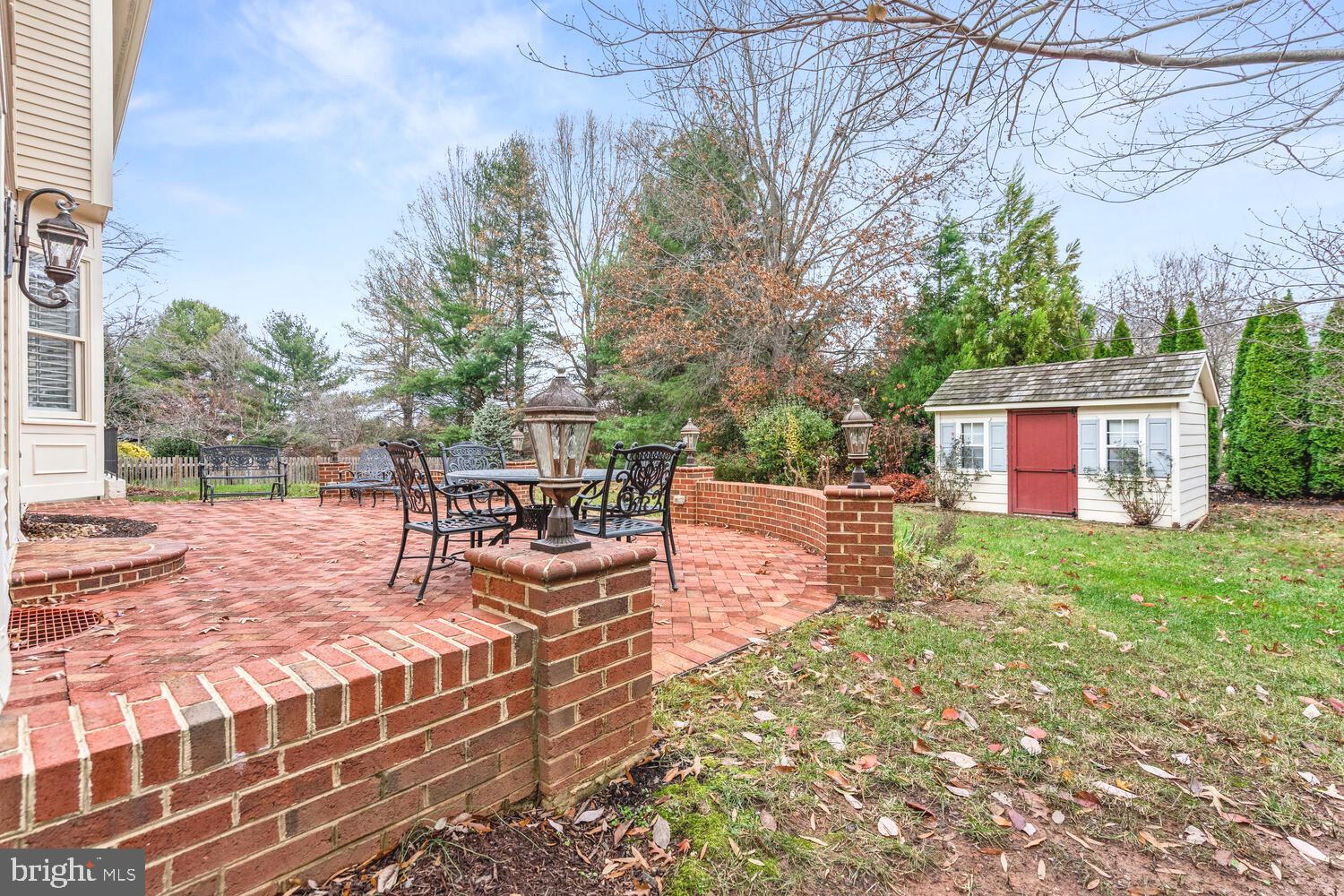 WOODLEA HILLS - Residential