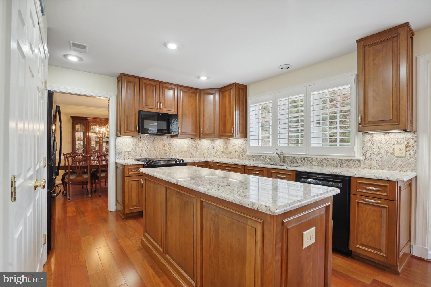 WOODLEA HILLS - Residential