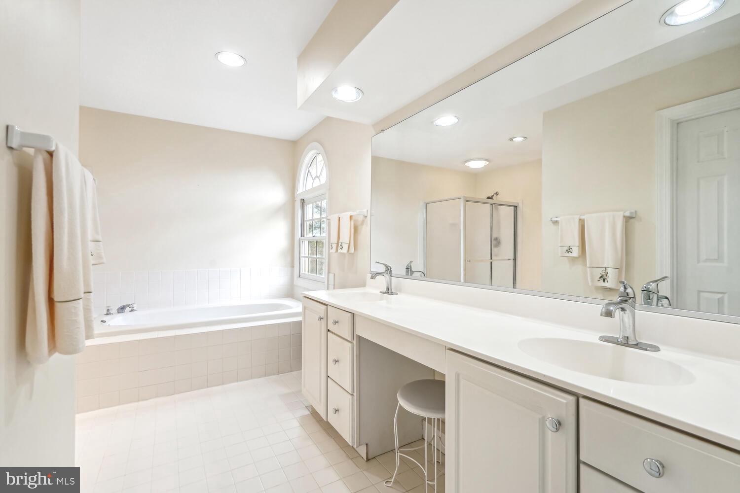 WOODLEA HILLS - Residential