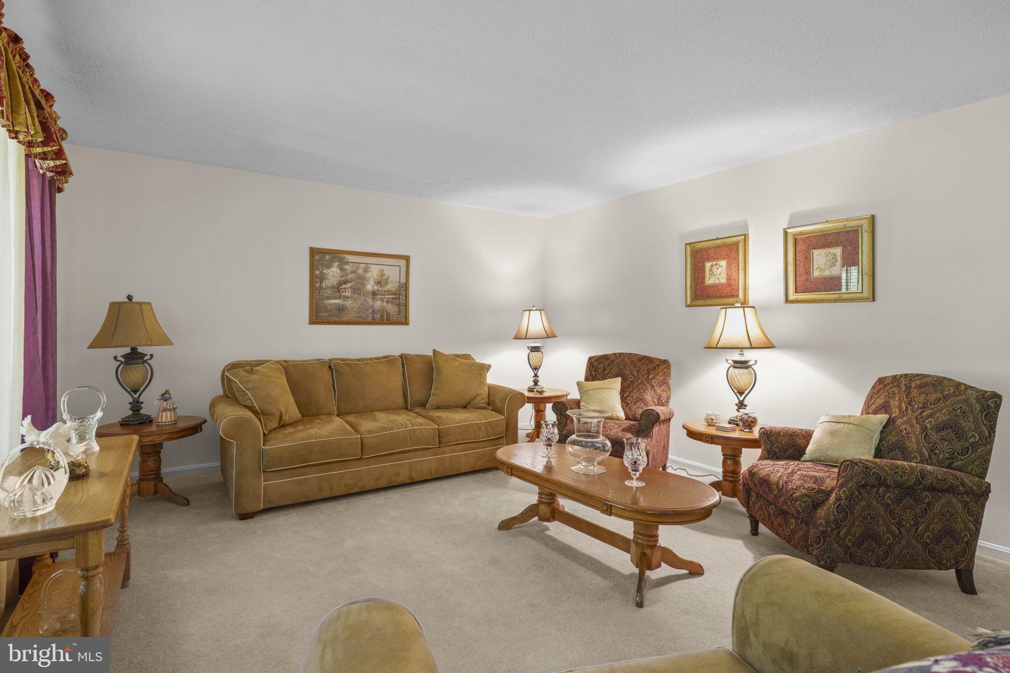 IDLEWILDE ACRES - Residential Lease