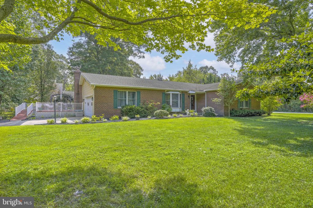 Photo of 4949 Idlewilde Road, SHADY SIDE, MD 20764 (MLS # MDAA2130384)