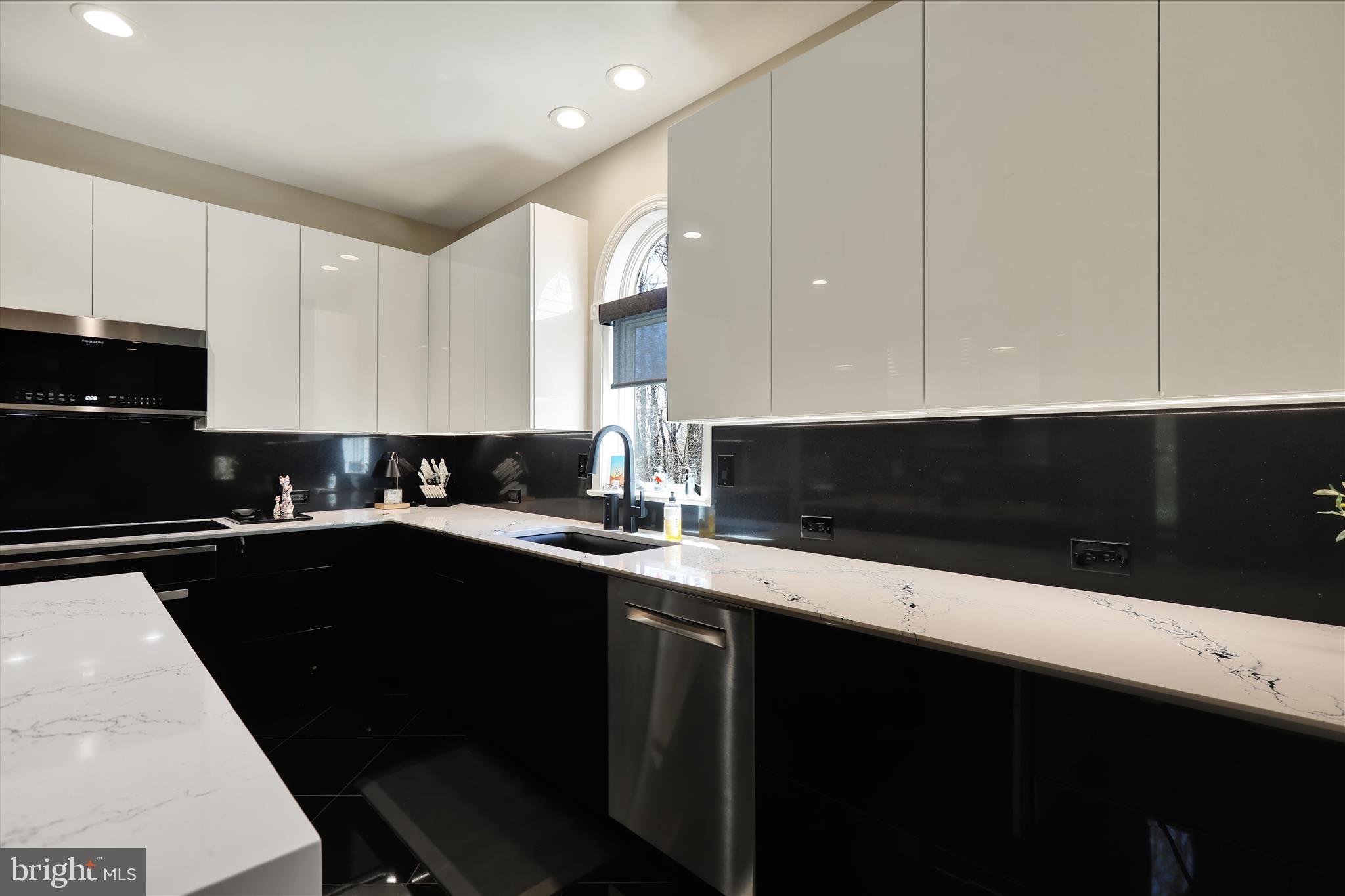 DONOMORE FARMS - Residential