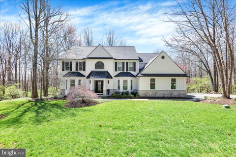 Photo of 207 Kathleen Way, GLENMOORE, PA 19343 (MLS # PACT2122170)