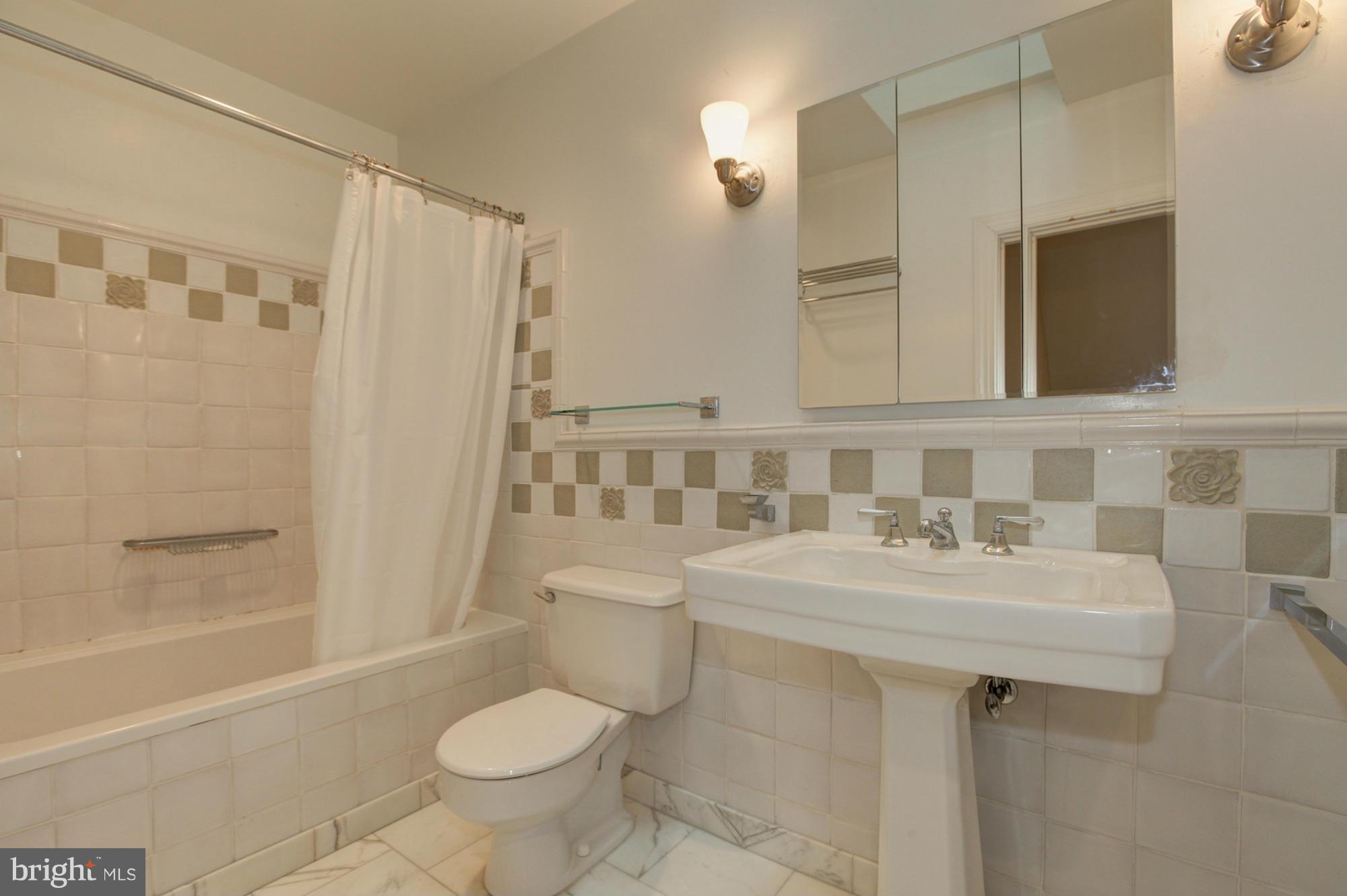 EDGEMOOR - Residential