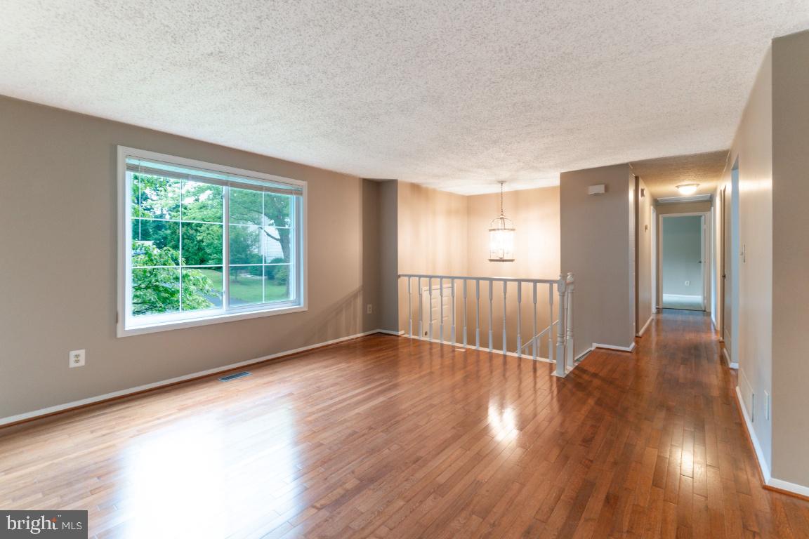5906 OAK LEATHER DRIVE