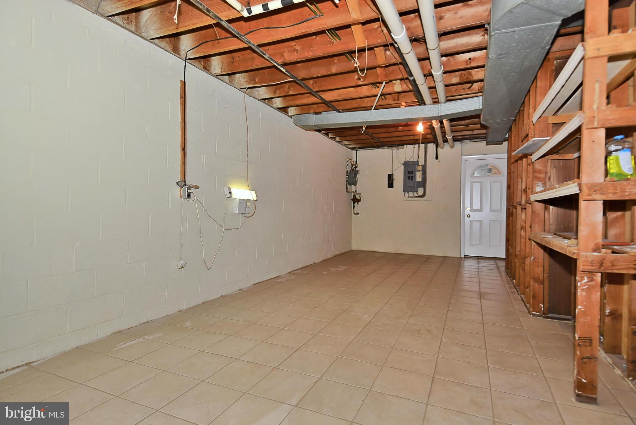 FRANKLIN KNOLLS - Residential