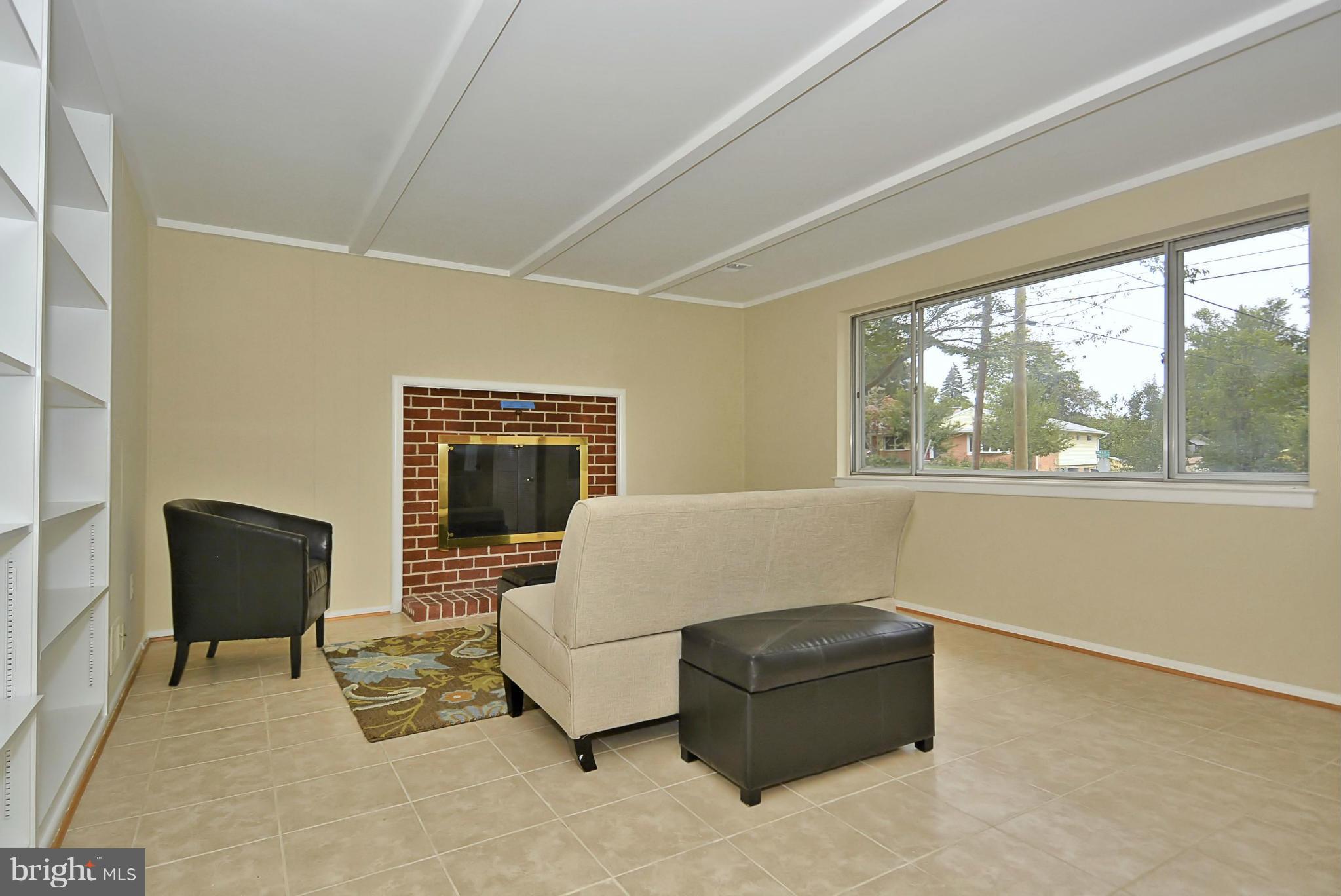 FRANKLIN KNOLLS - Residential