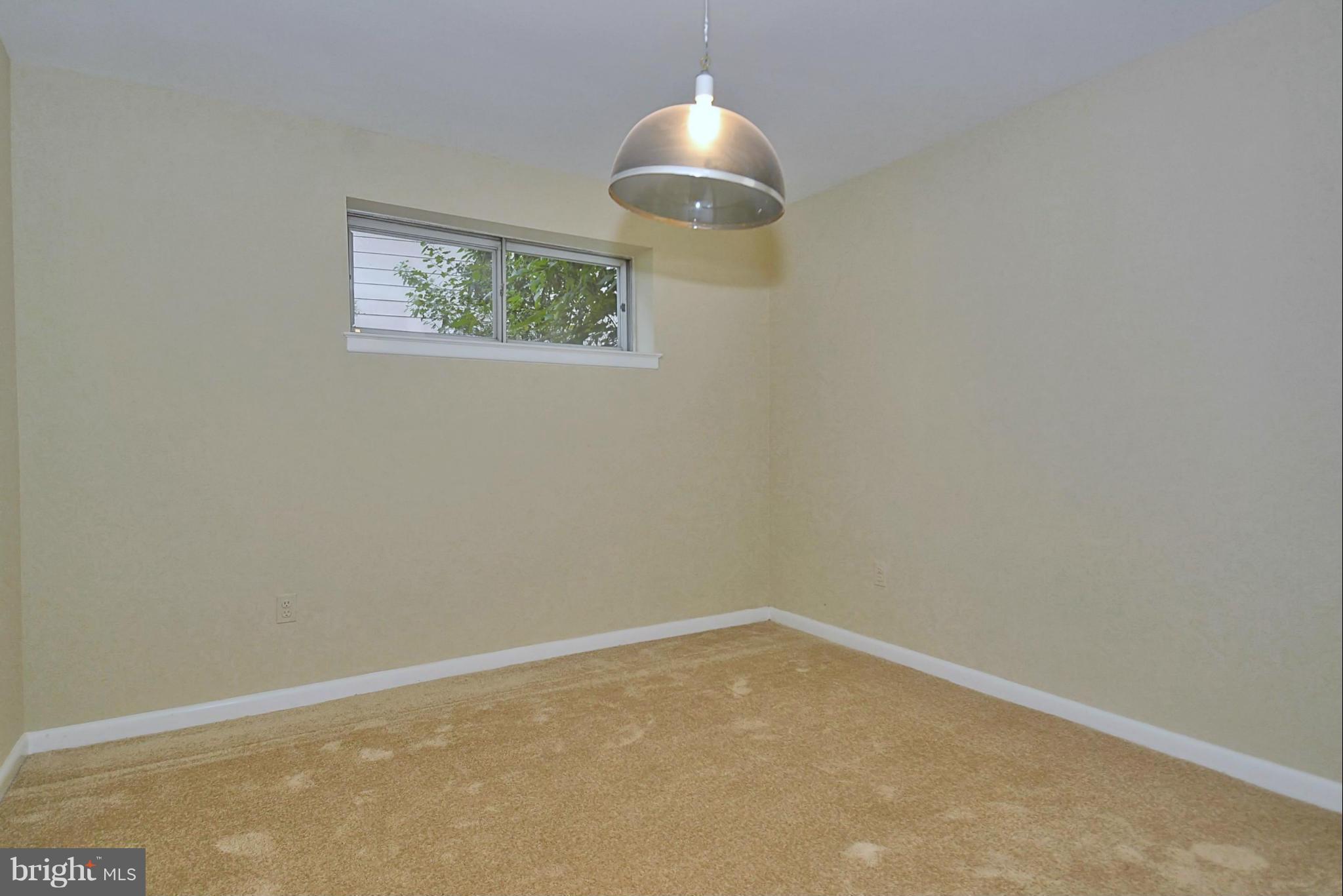 FRANKLIN KNOLLS - Residential