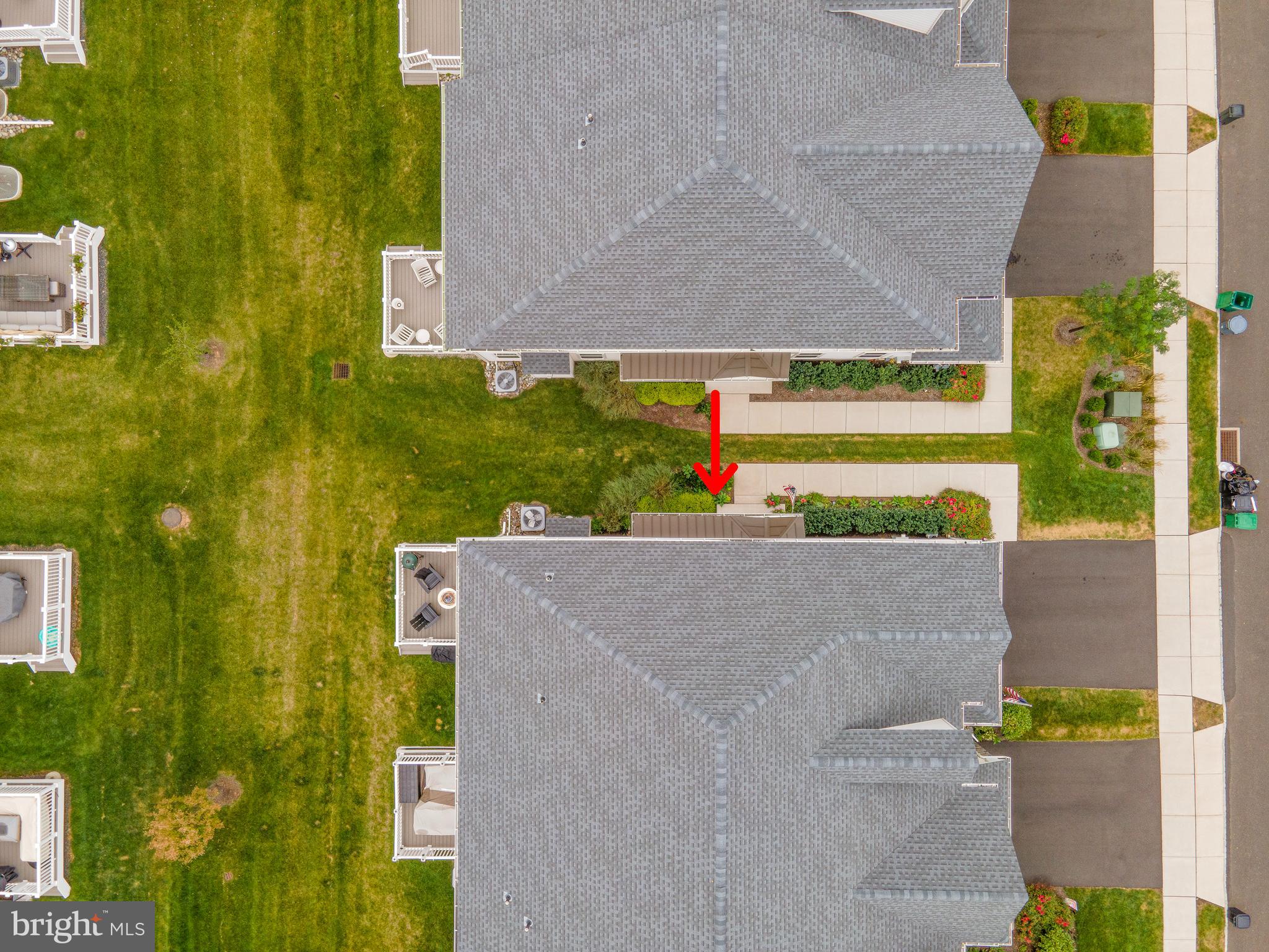 18 LACEY LANE