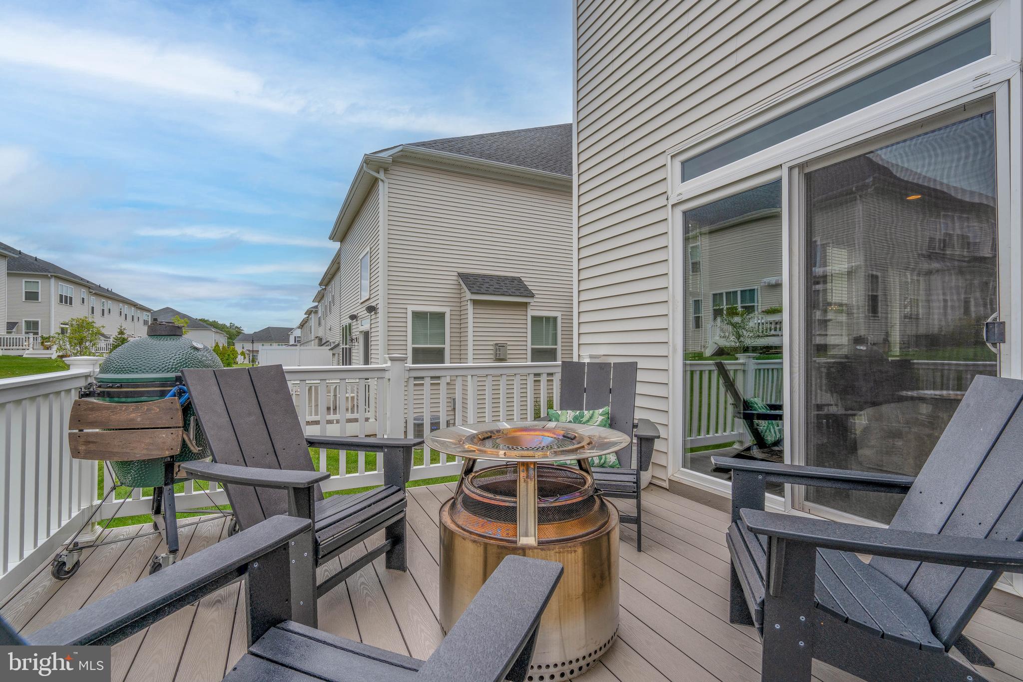 THE RESERVE AT S M - Residential