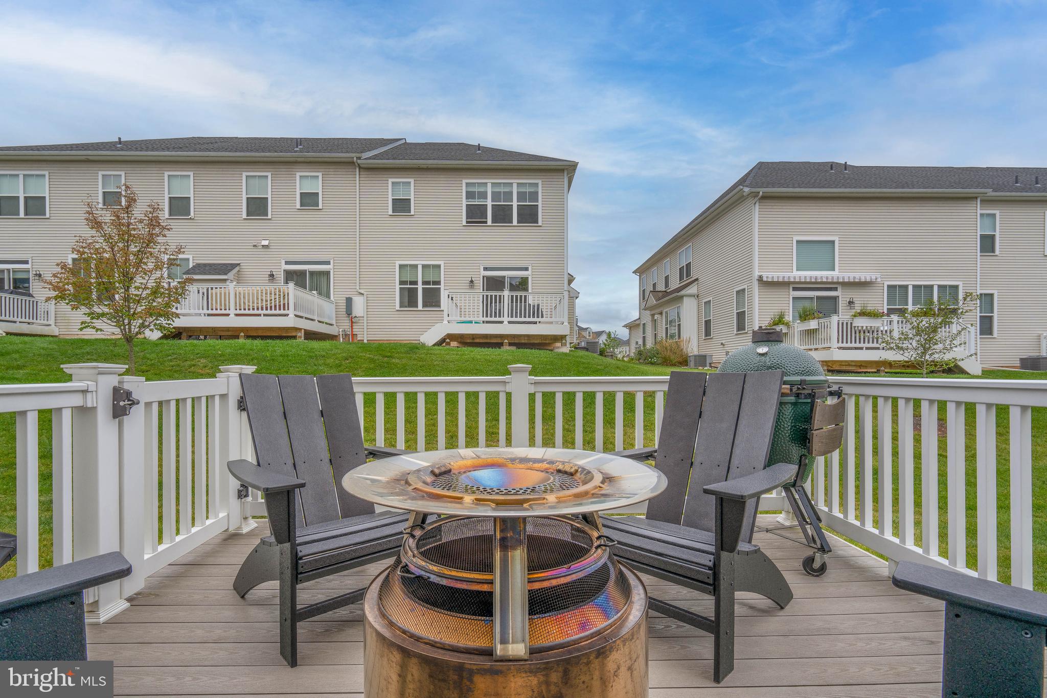 THE RESERVE AT S M - Residential