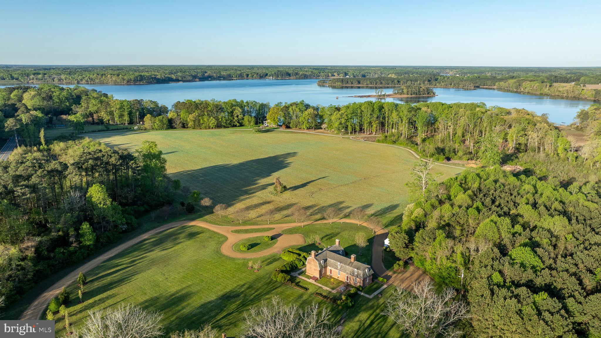 1425 TWIGGS FERRY ROAD