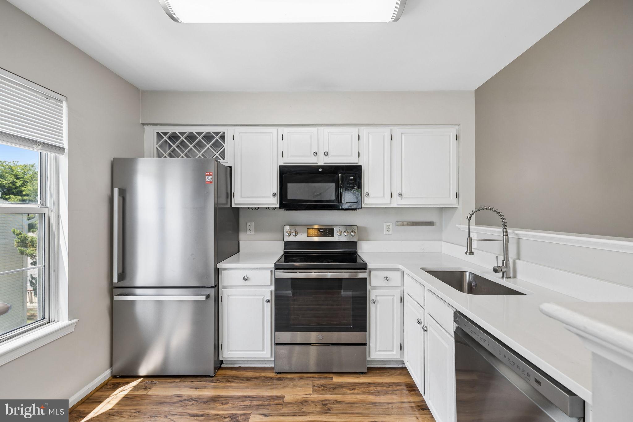 ROLLING OAKS - Residential