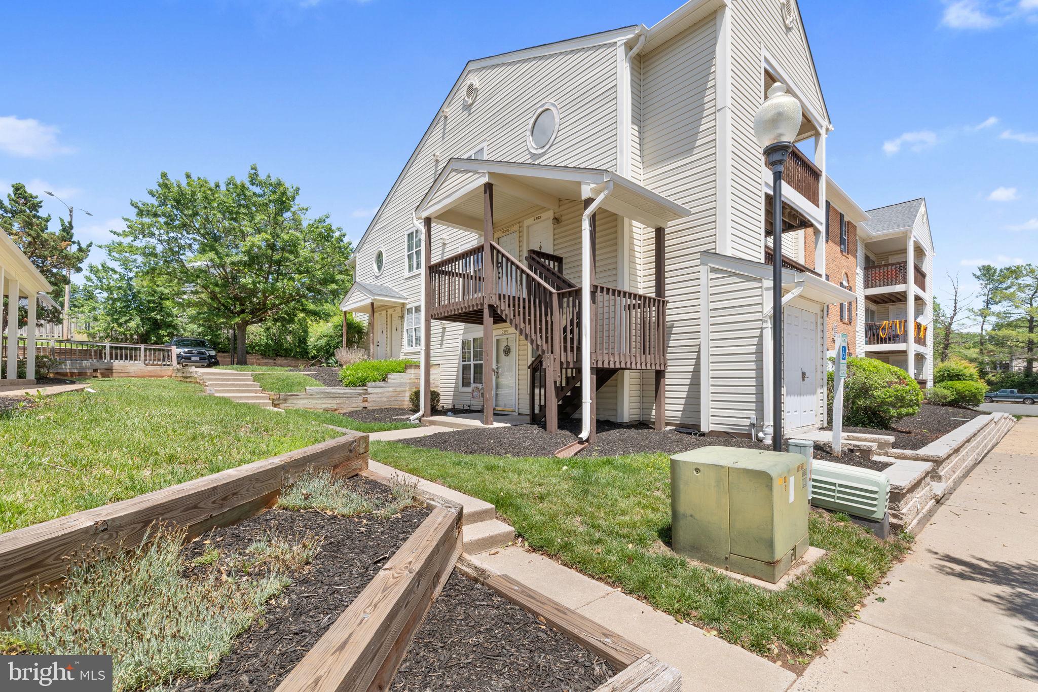 ROLLING OAKS - Residential