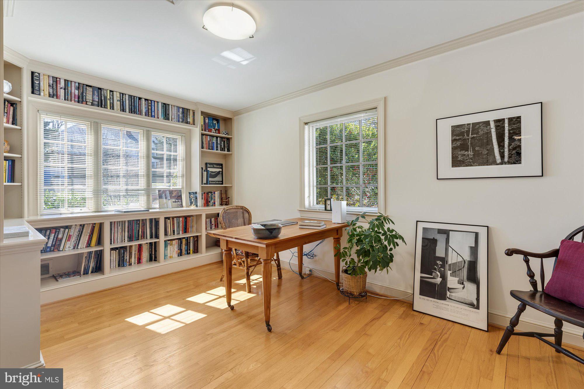 CHESTERBROOK WOODS - Residential