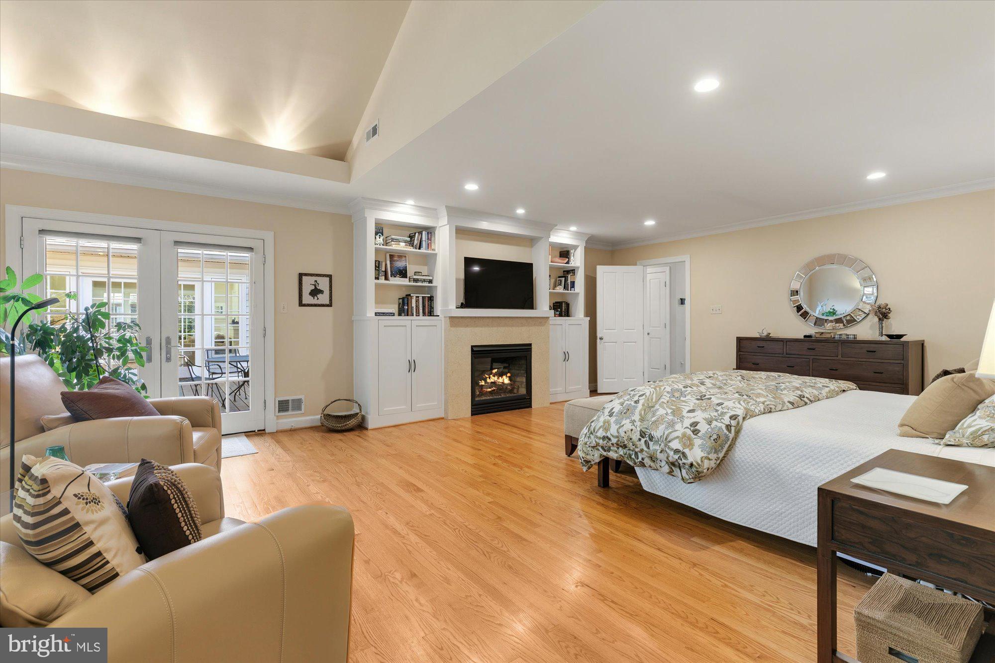 CHESTERBROOK WOODS - Residential