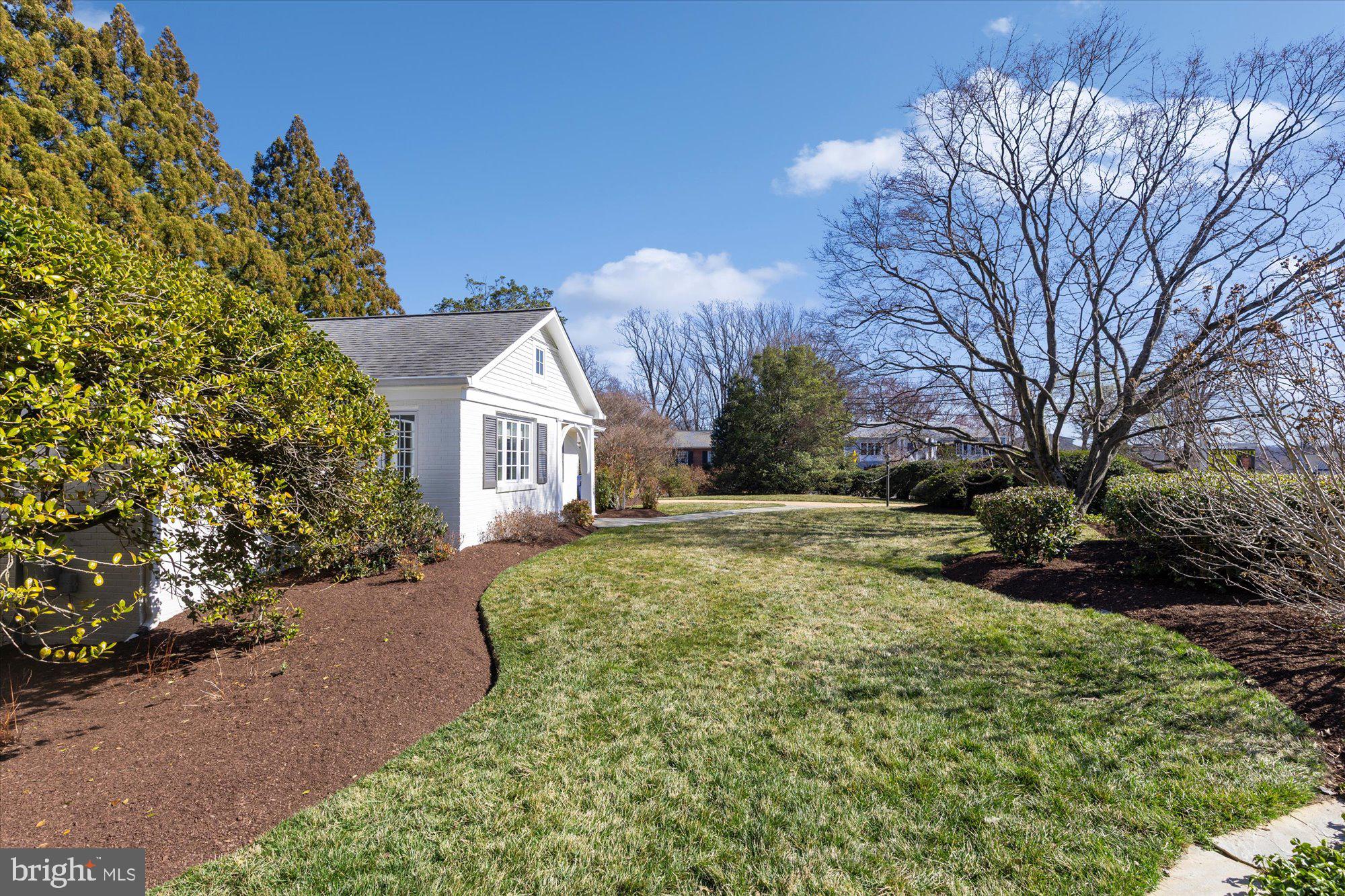 CHESTERBROOK WOODS - Residential