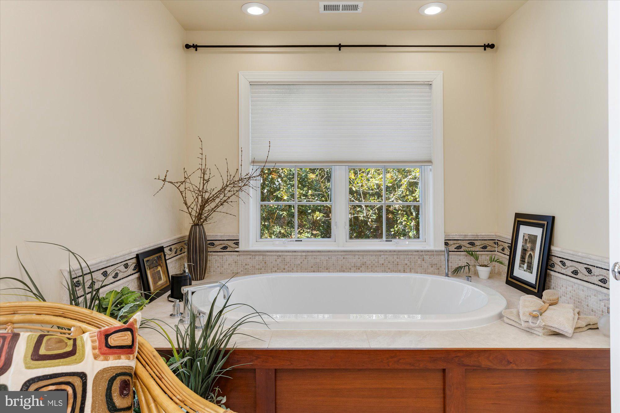 CHESTERBROOK WOODS - Residential