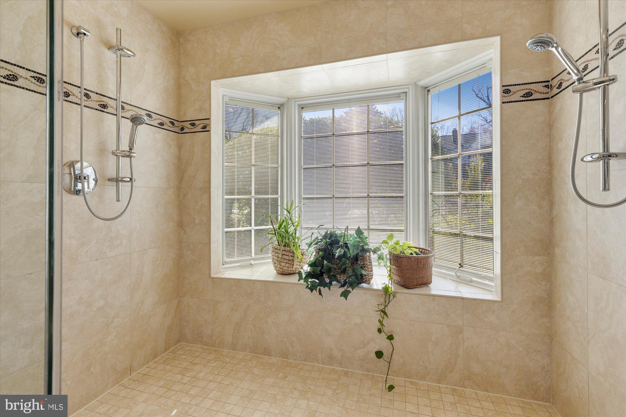 CHESTERBROOK WOODS - Residential