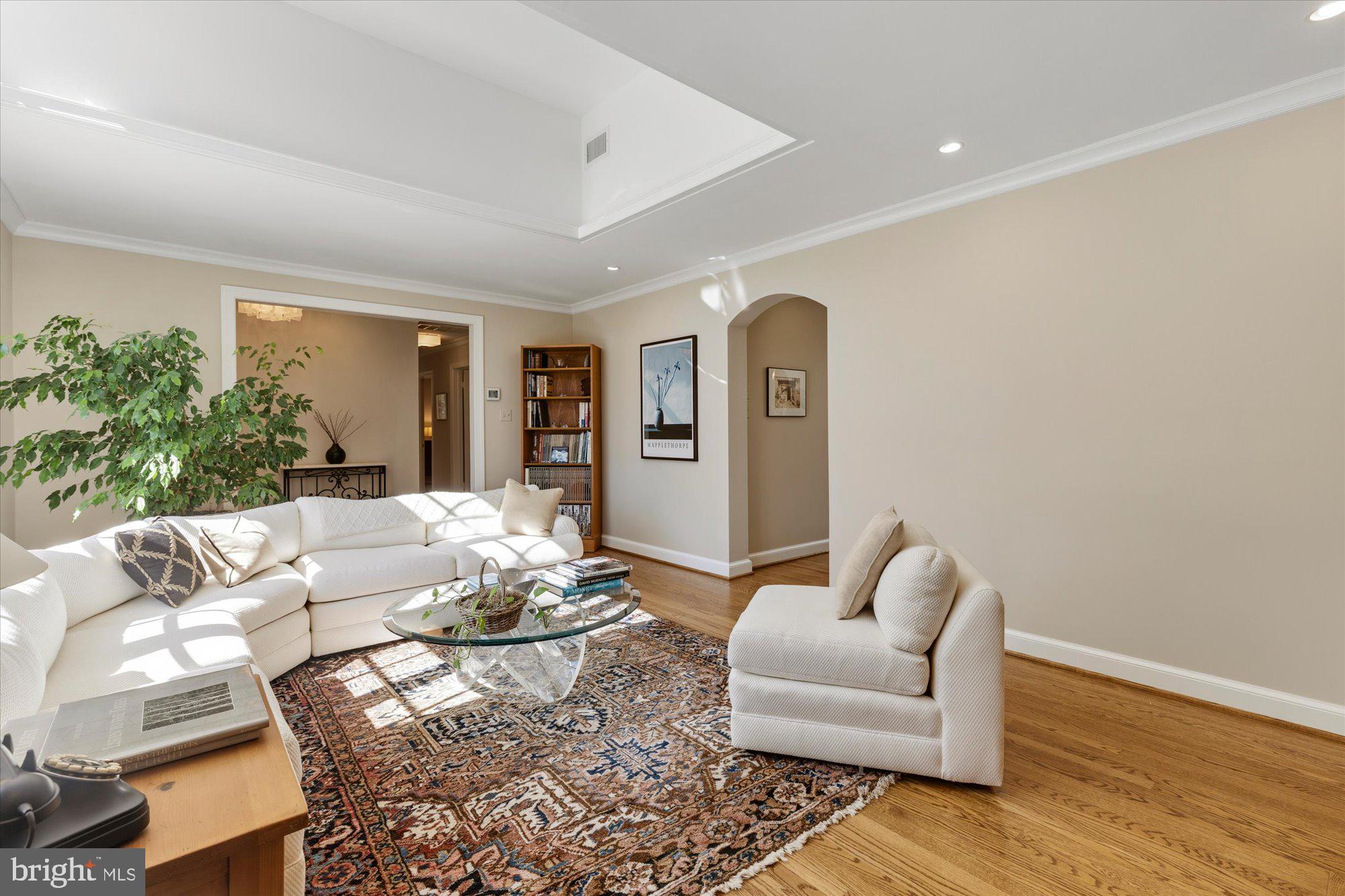 CHESTERBROOK WOODS - Residential