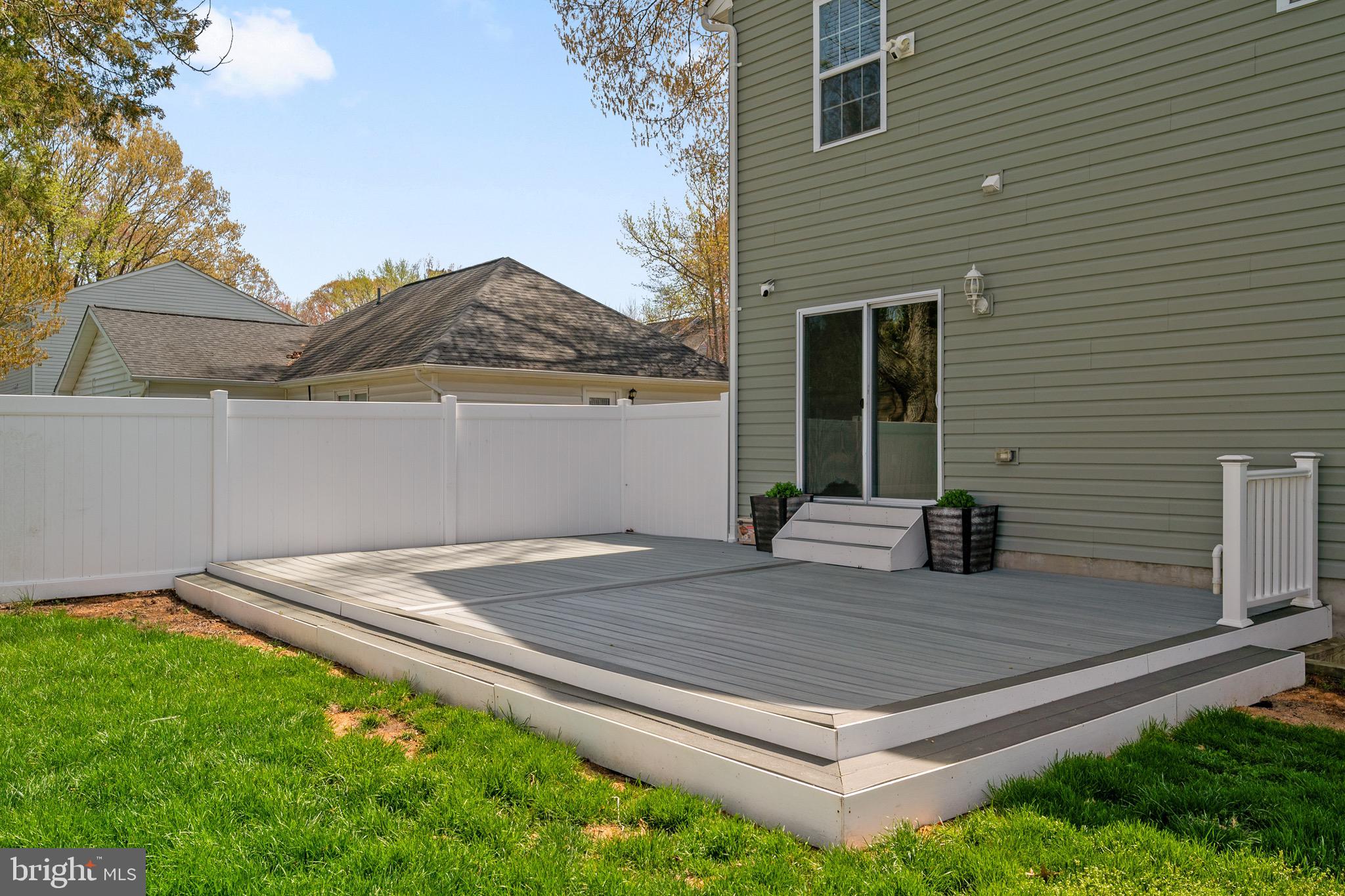 AVALON SHORES - Residential