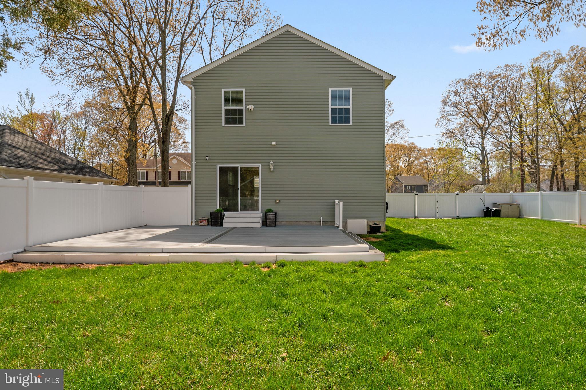 AVALON SHORES - Residential