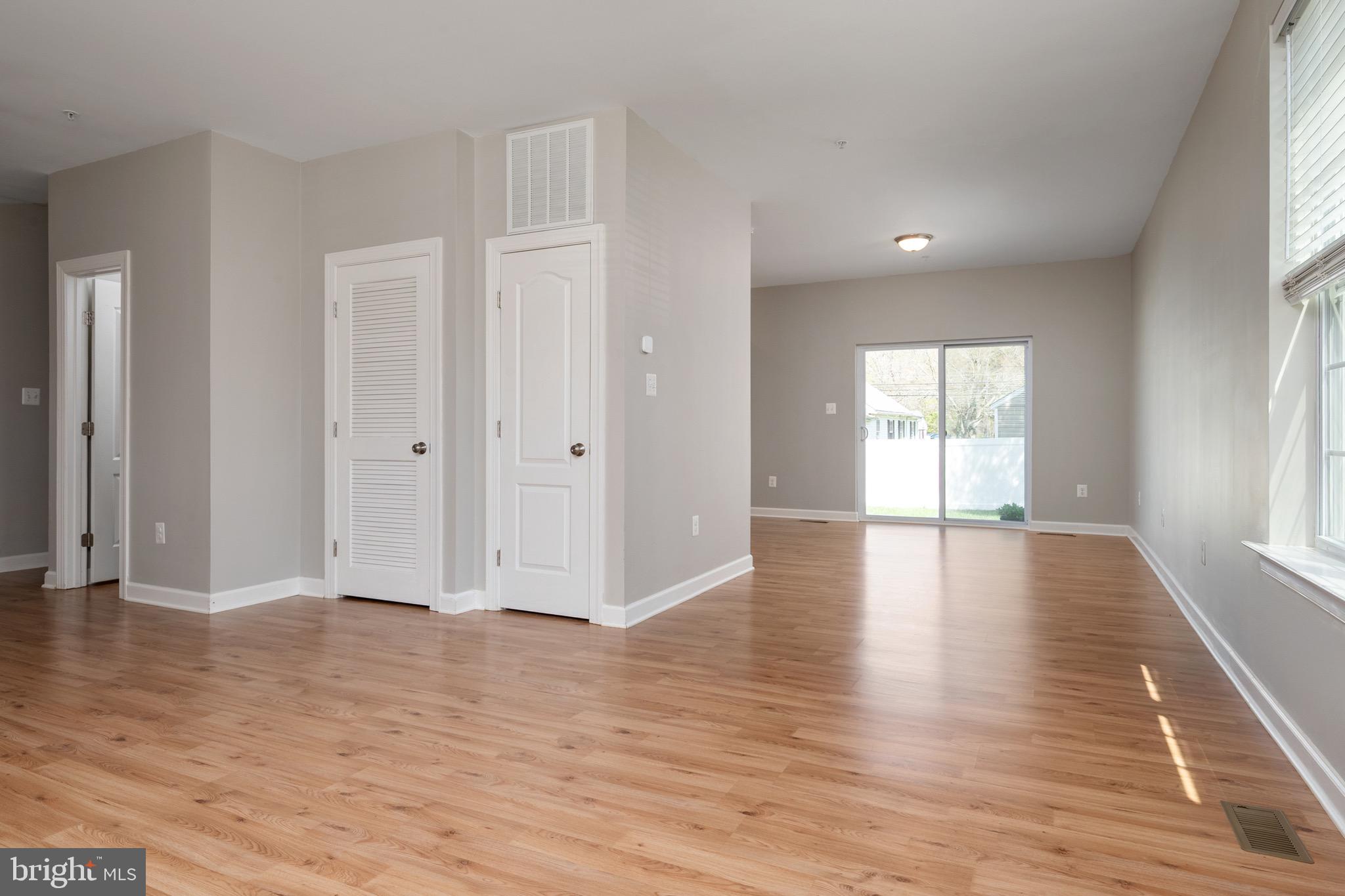 AVALON SHORES - Residential