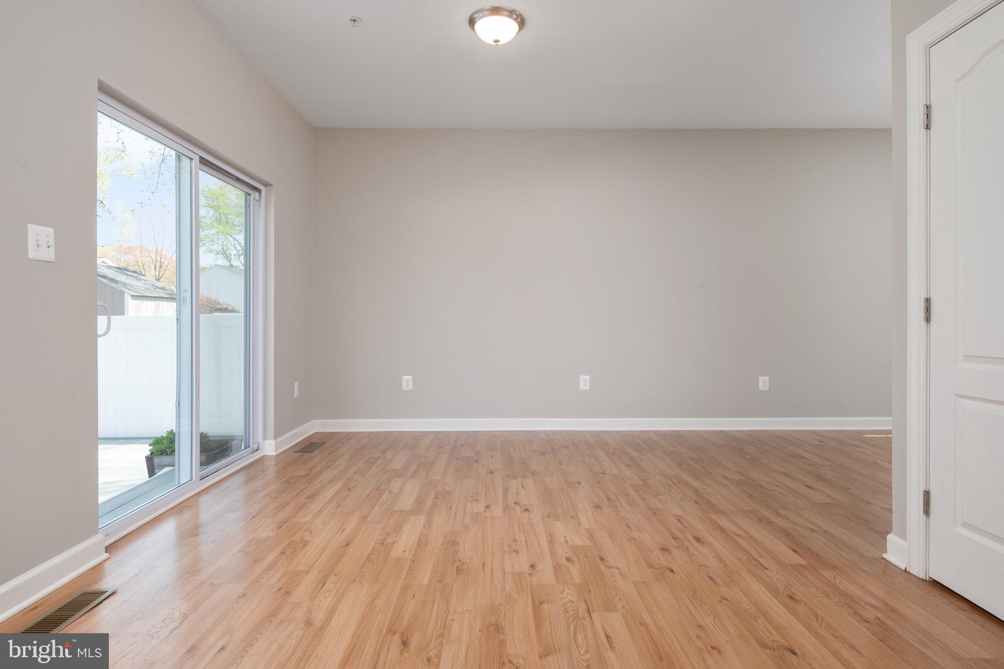 AVALON SHORES - Residential