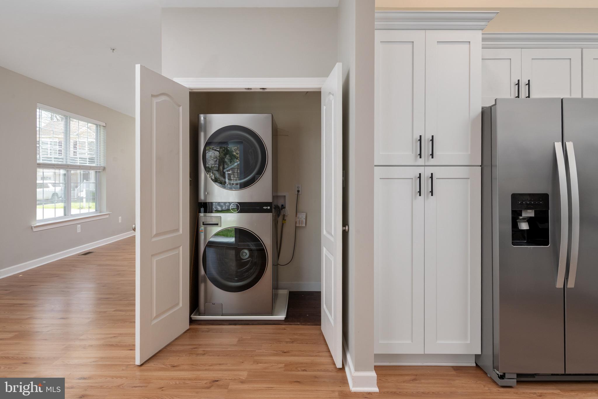 AVALON SHORES - Residential