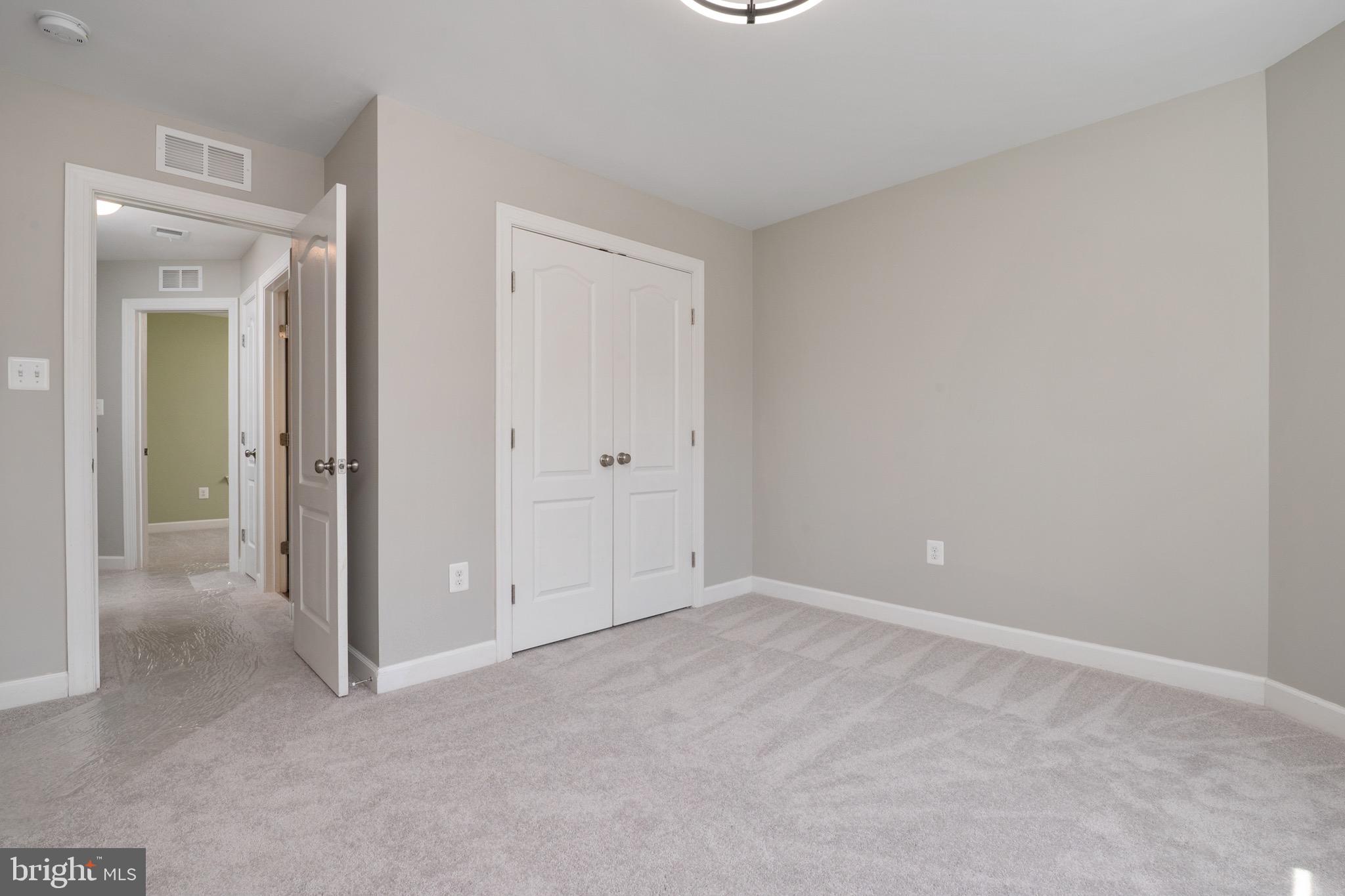 AVALON SHORES - Residential