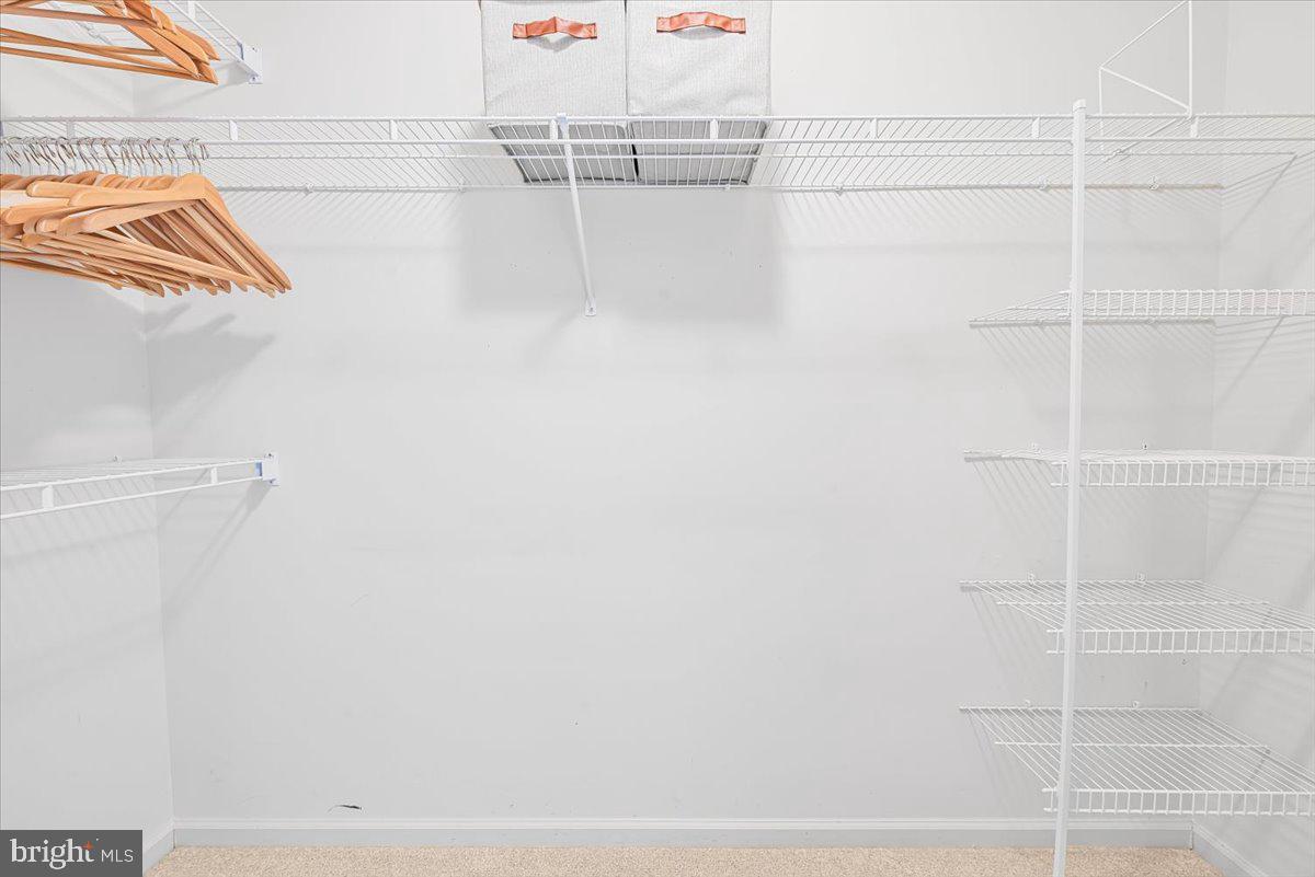 KENSINGTON HEIGHTS - Residential