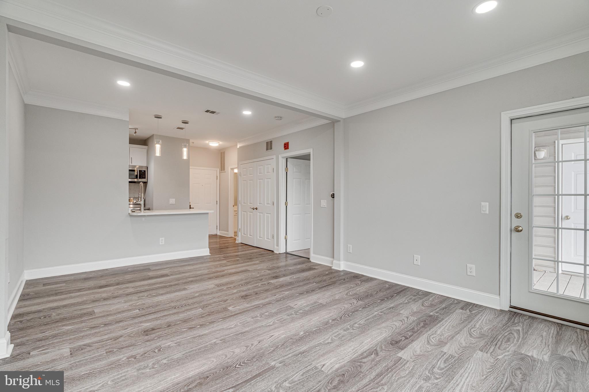 GATES OF MCLEAN - Residential Lease