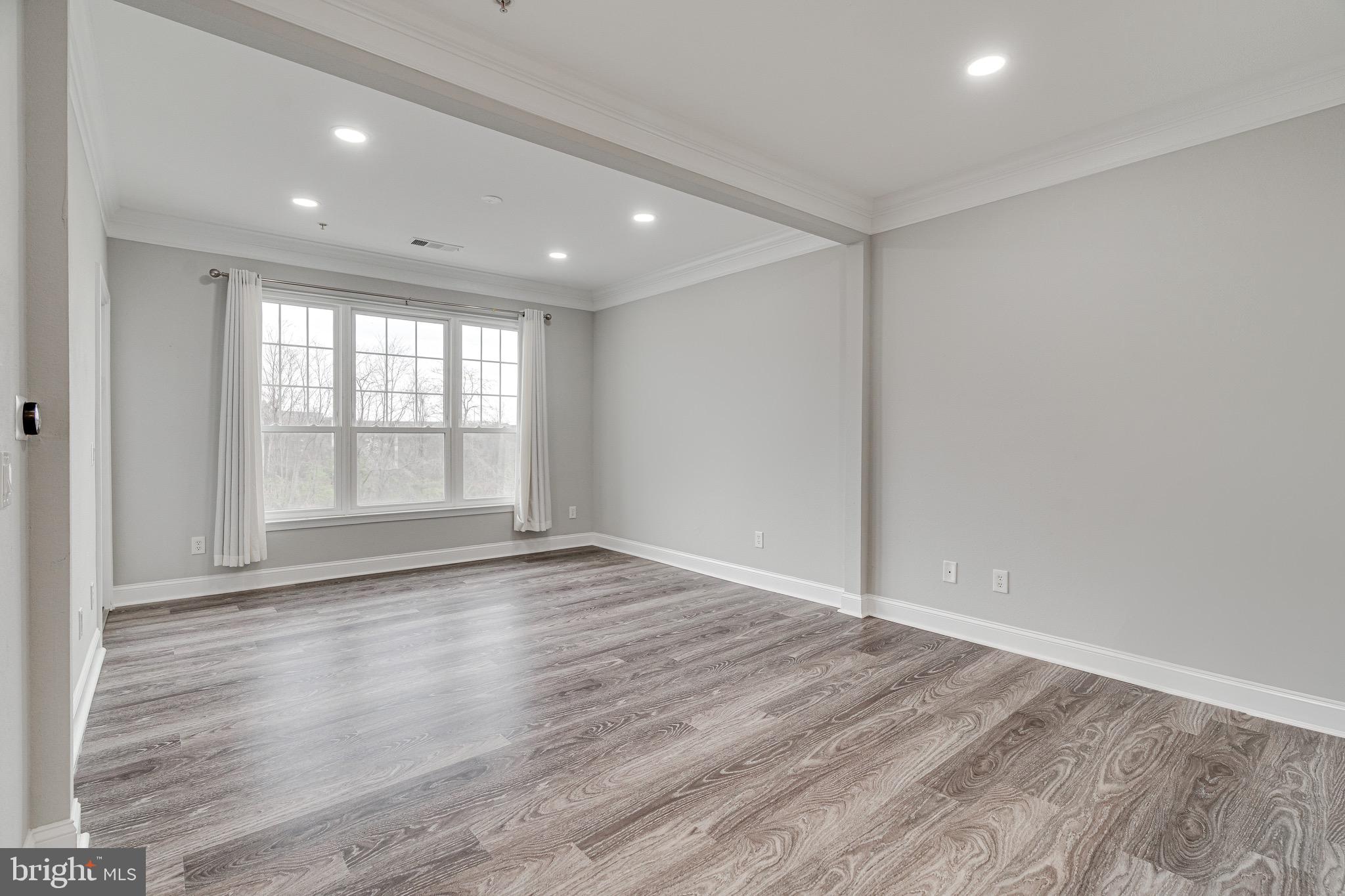 GATES OF MCLEAN - Residential Lease