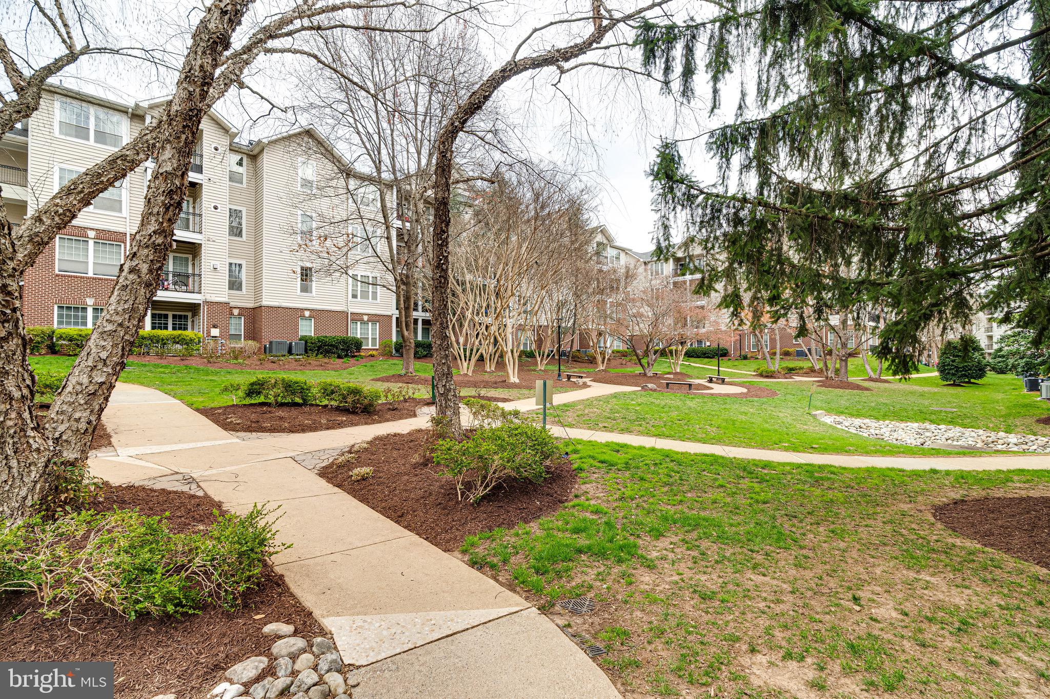 GATES OF MCLEAN - Residential Lease