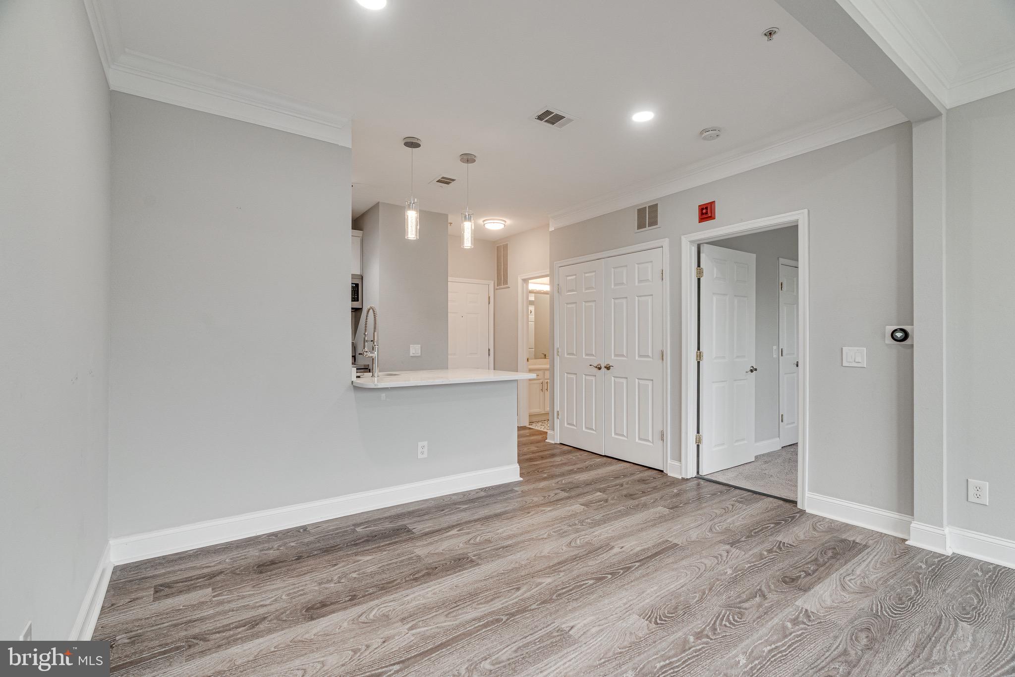 GATES OF MCLEAN - Residential Lease