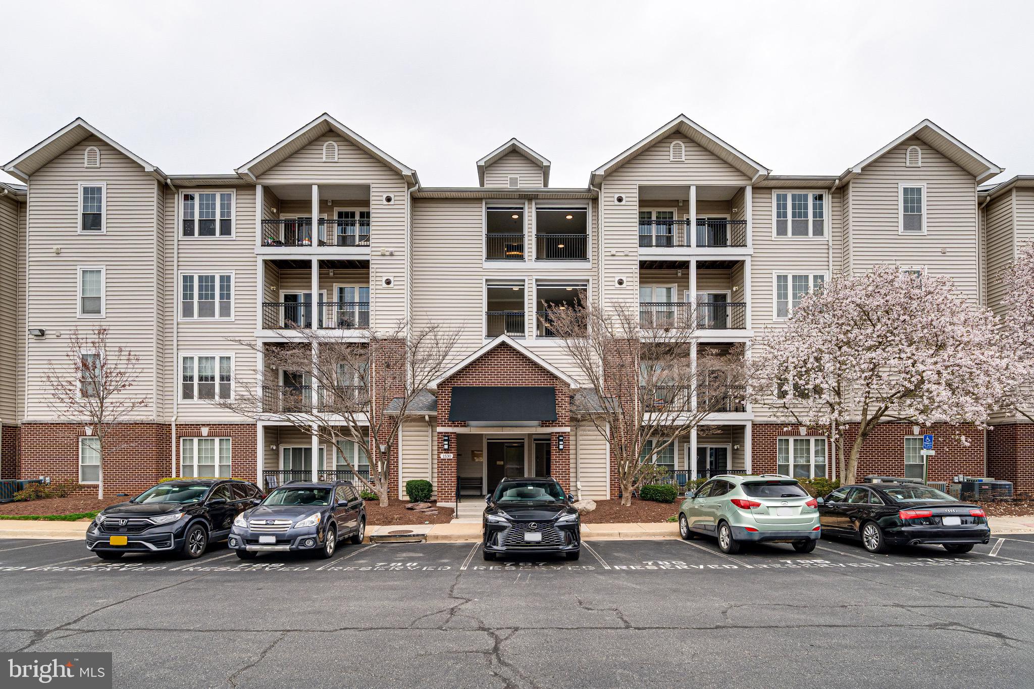 GATES OF MCLEAN - Residential Lease