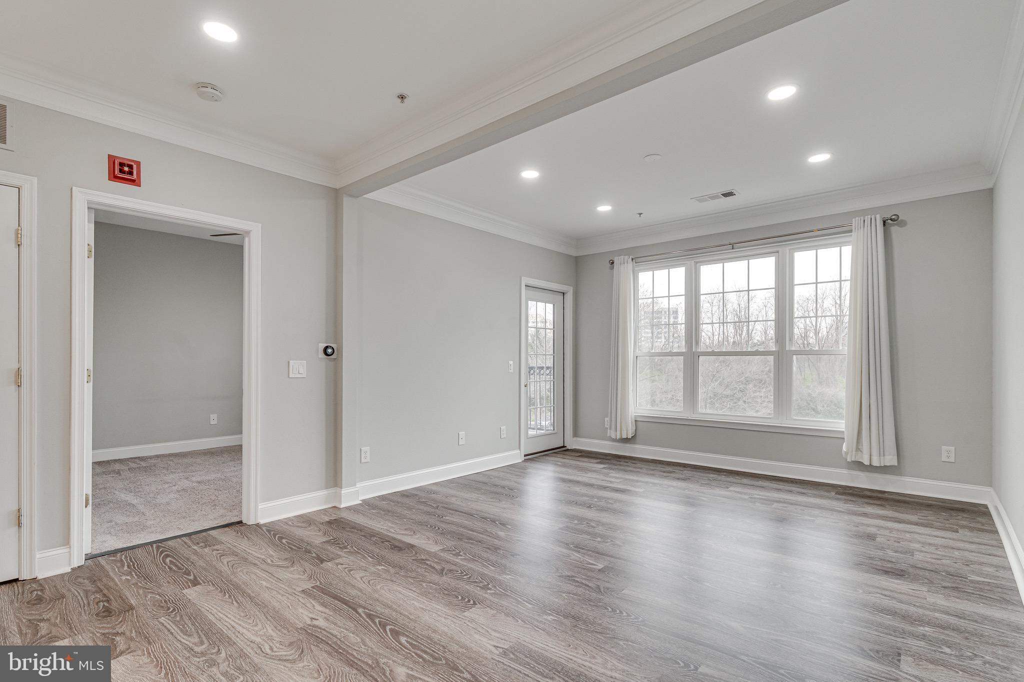 GATES OF MCLEAN - Residential Lease