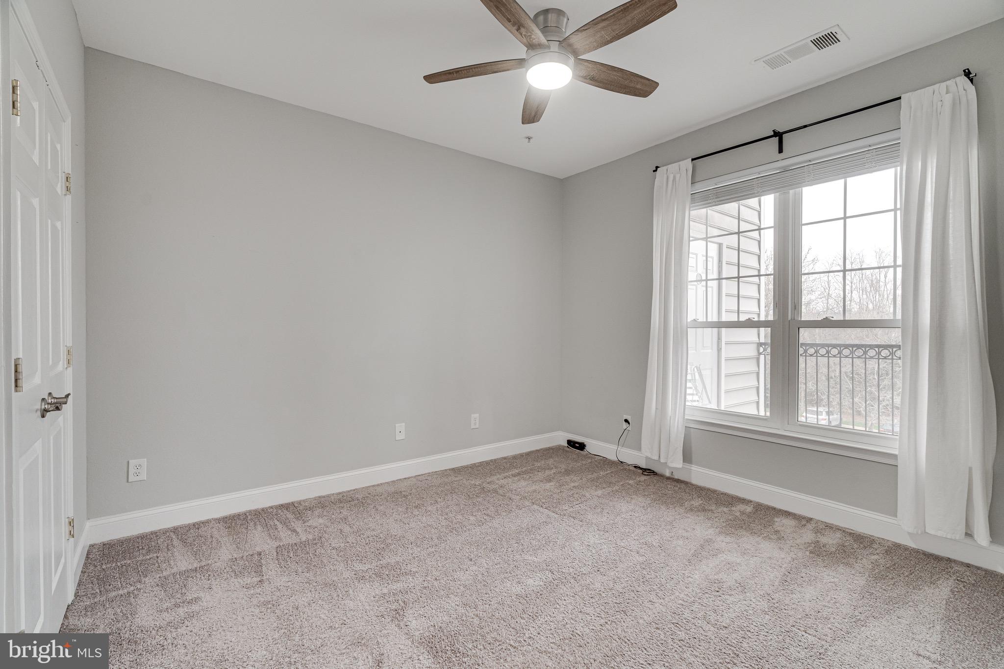 GATES OF MCLEAN - Residential Lease