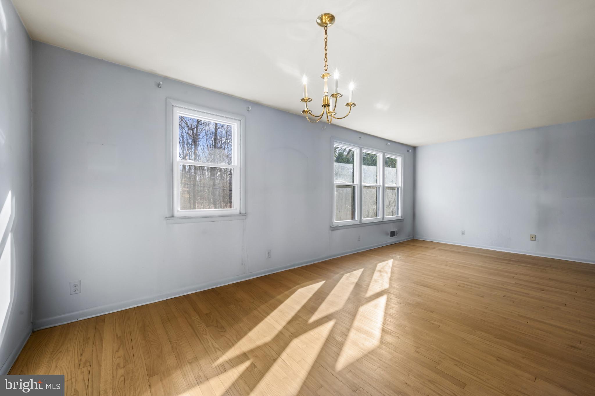 MEADOWLAND - Residential