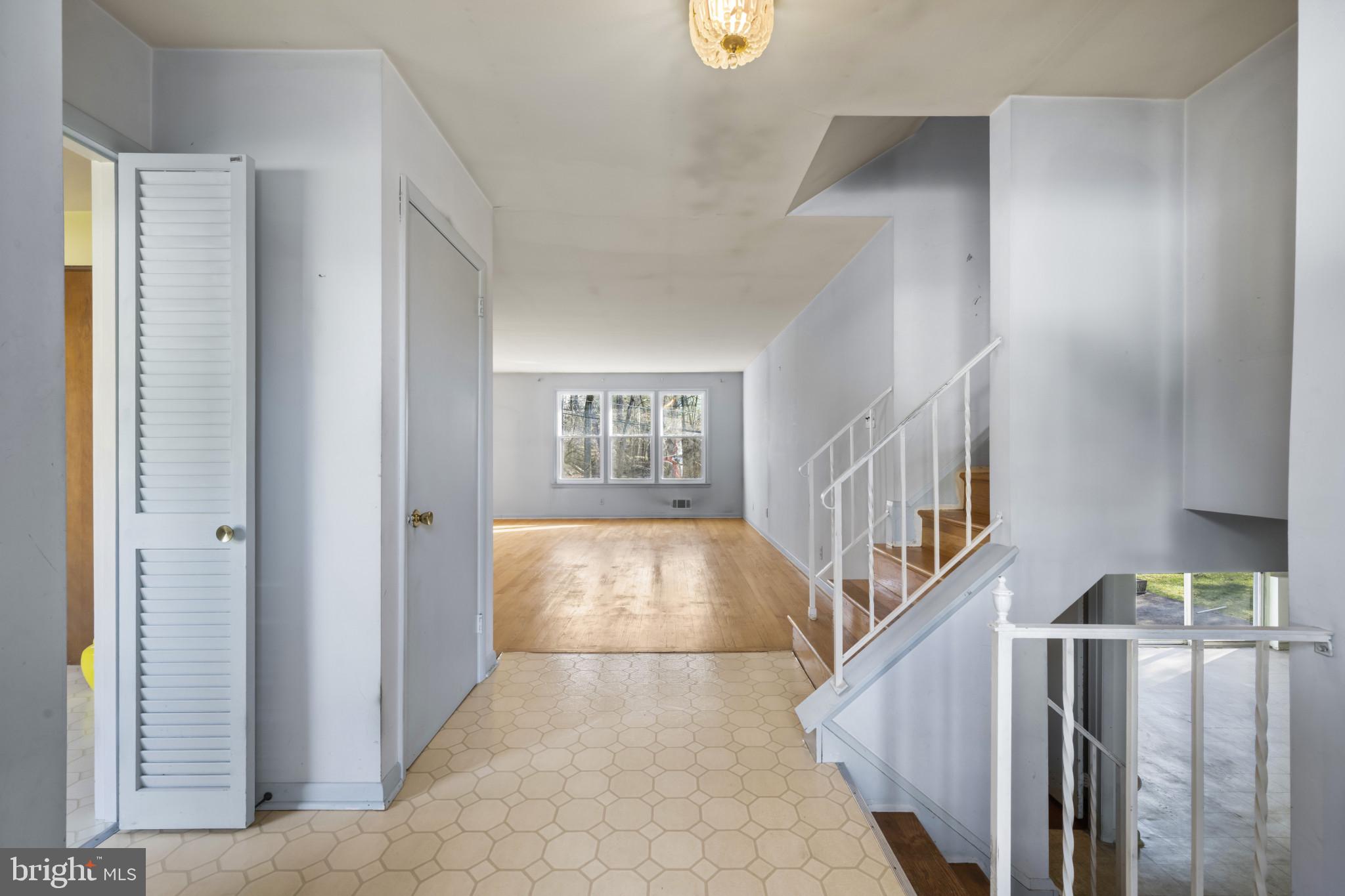 MEADOWLAND - Residential