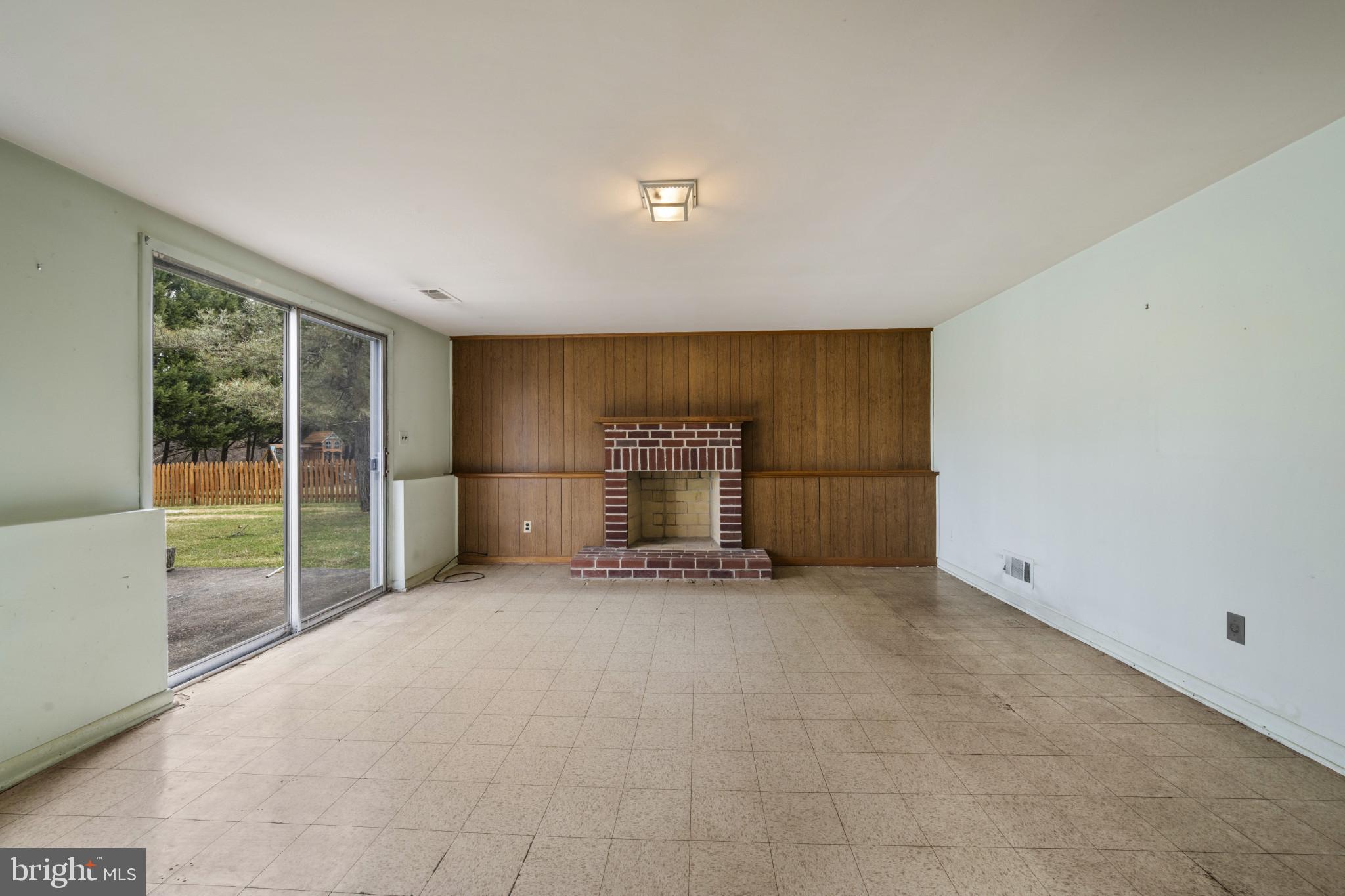 MEADOWLAND - Residential