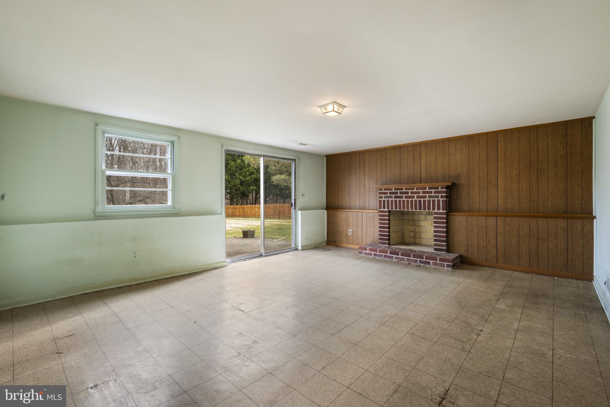 MEADOWLAND - Residential