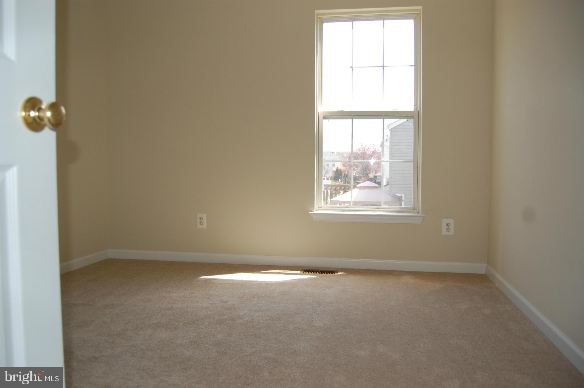 GREENHILL CROSSING - Residential Lease