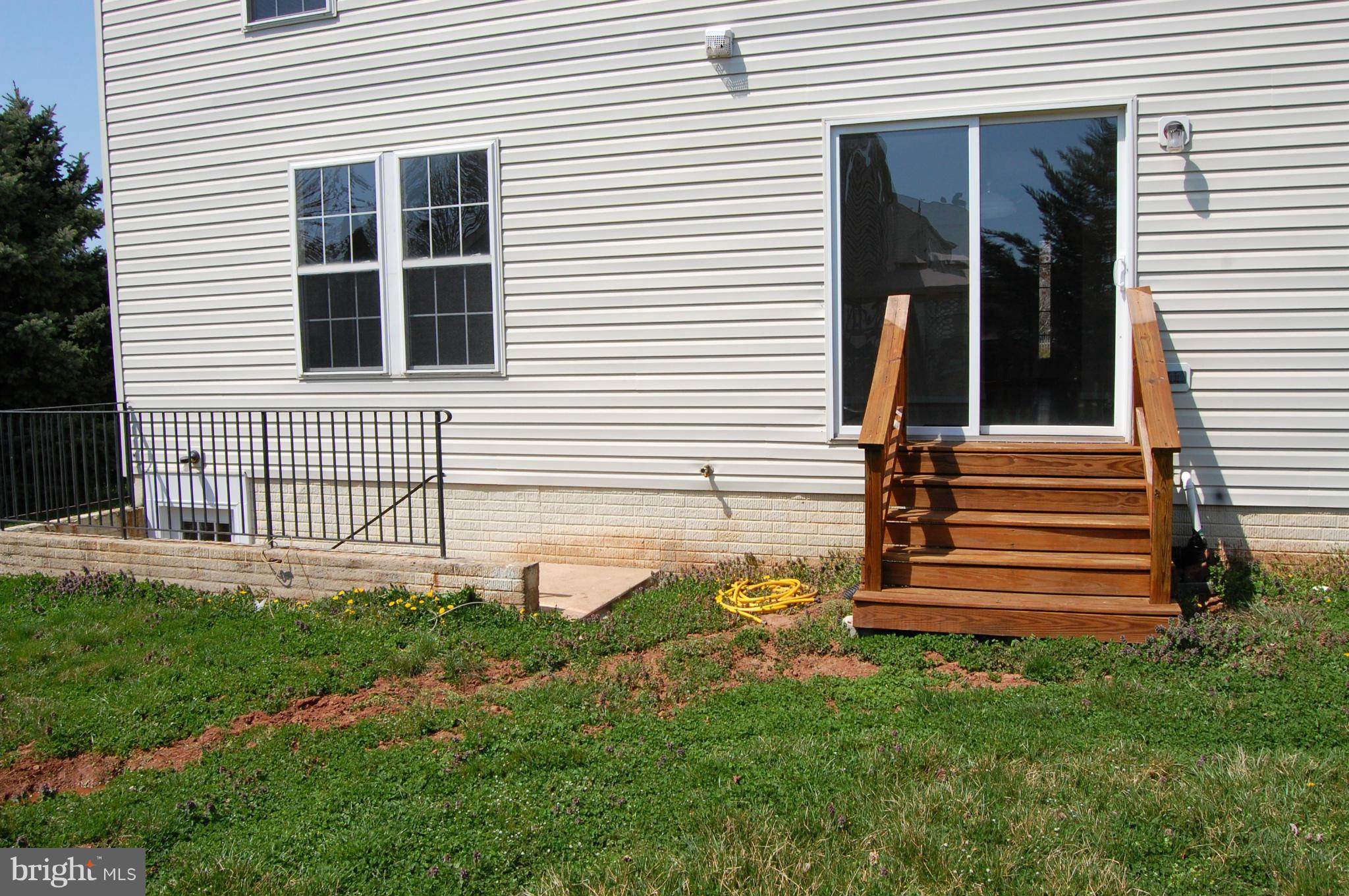 GREENHILL CROSSING - Residential Lease