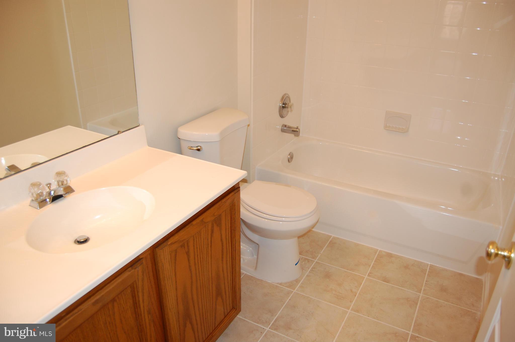 GREENHILL CROSSING - Residential Lease