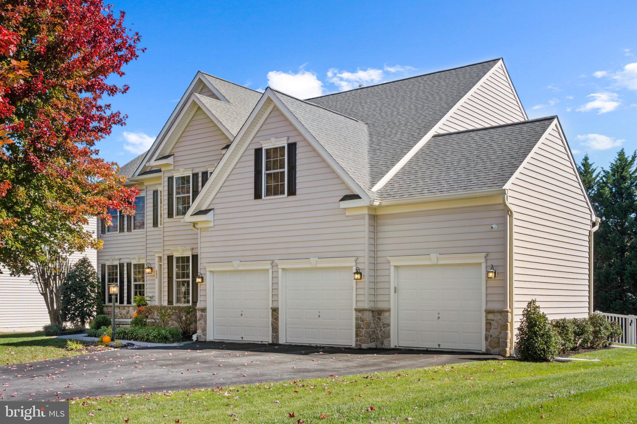 345 CHAMBORLEY DRIVE