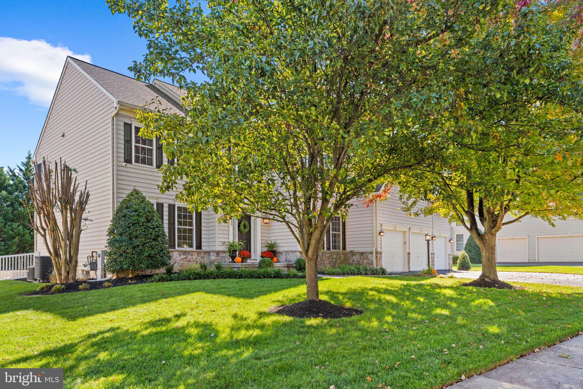 345 CHAMBORLEY DRIVE