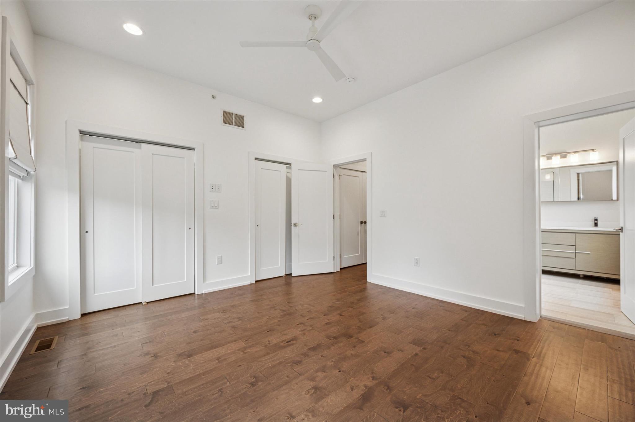 ROXBOROUGH - Residential